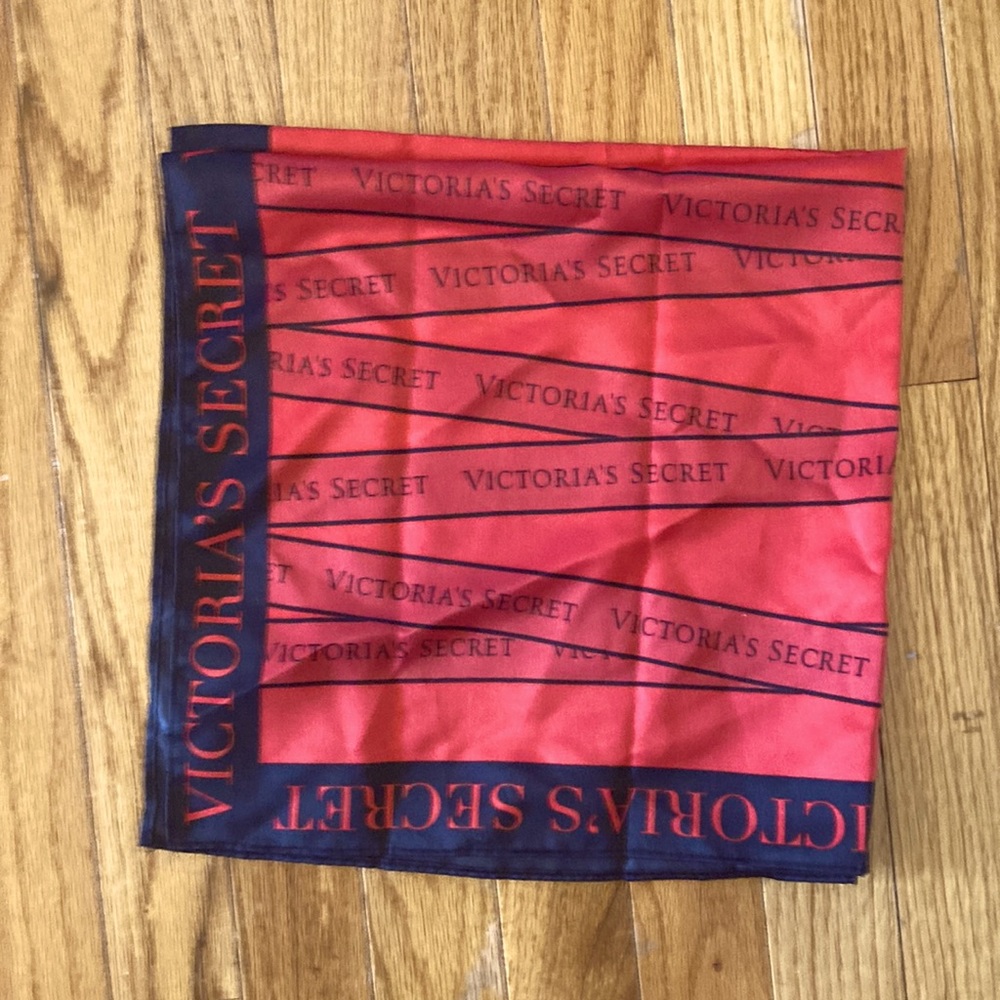 Victoria’s Secret Scarf